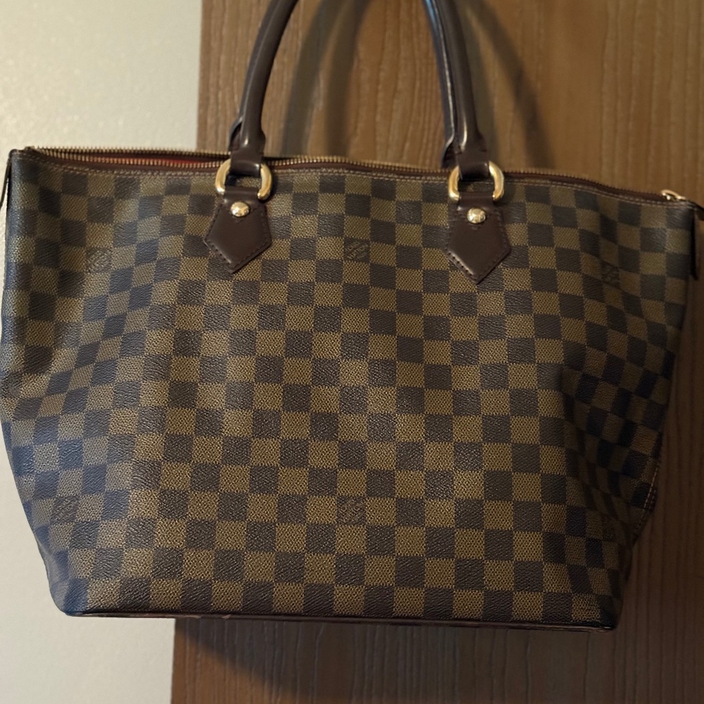 Louis Vuitton Damier Tote